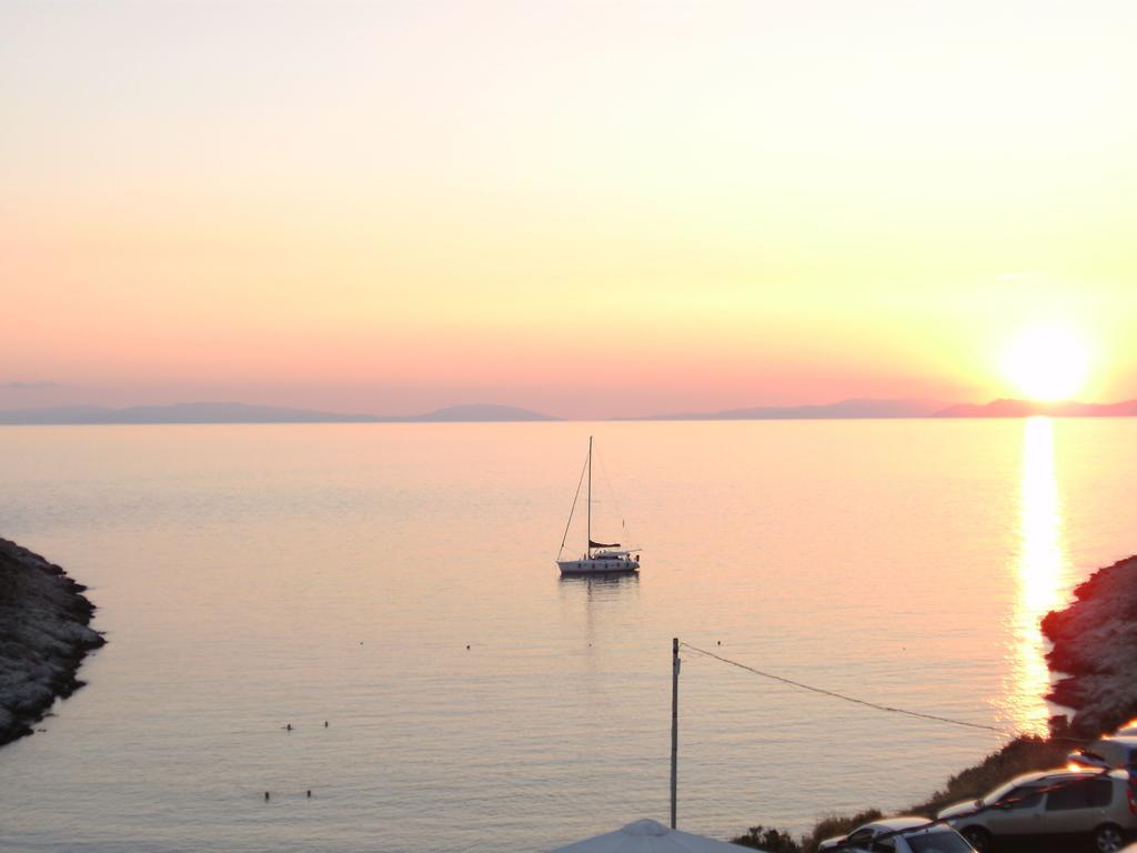 Al Mare Villas Skála Marión Екстериор снимка
