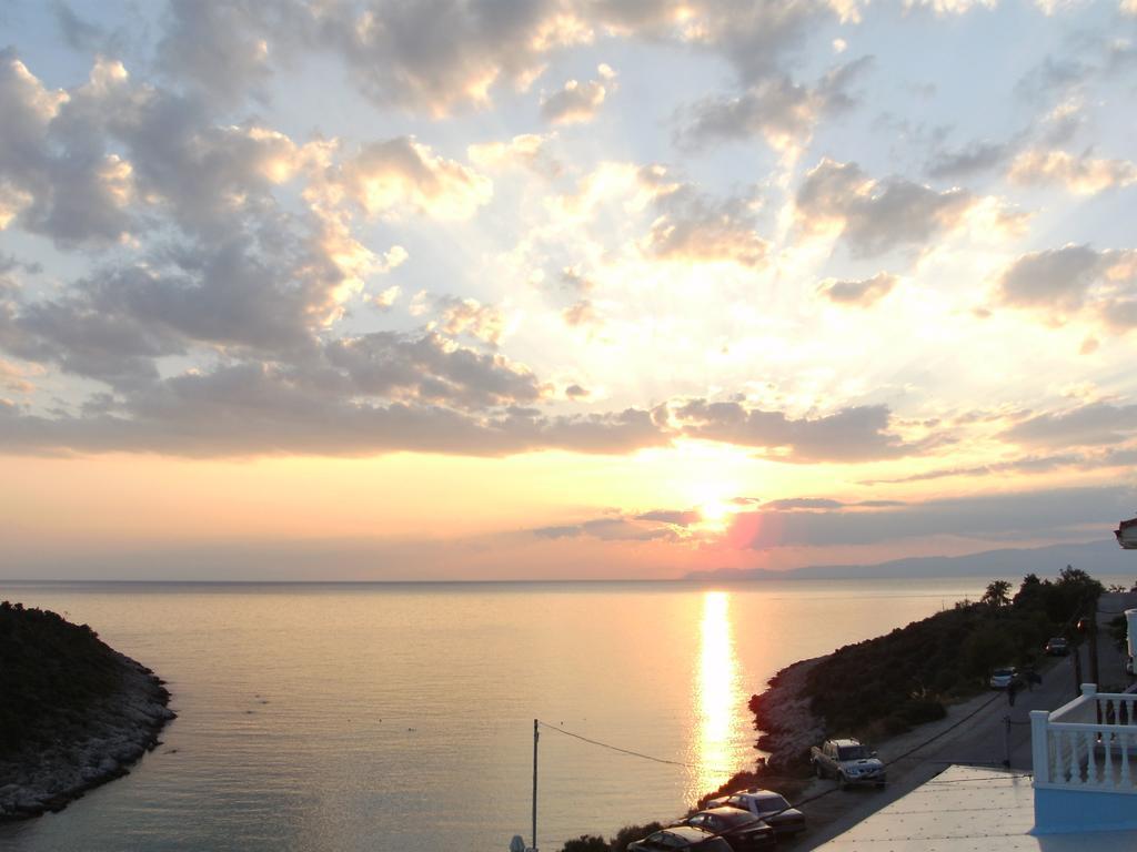 Al Mare Villas Skála Marión Екстериор снимка