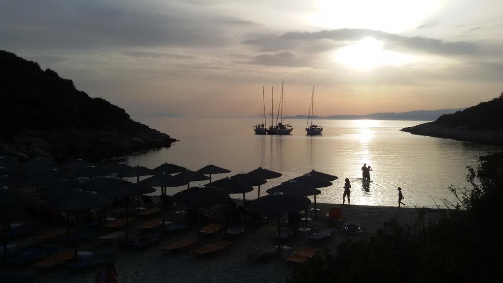 Al Mare Villas Skála Marión Екстериор снимка