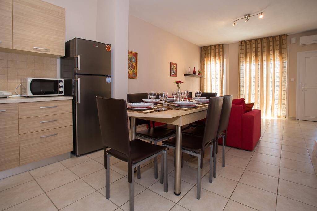 Al Mare Villas Skála Marión Екстериор снимка